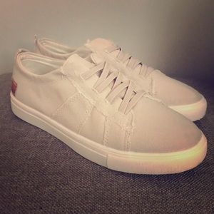 Slip On Retro Sneakers